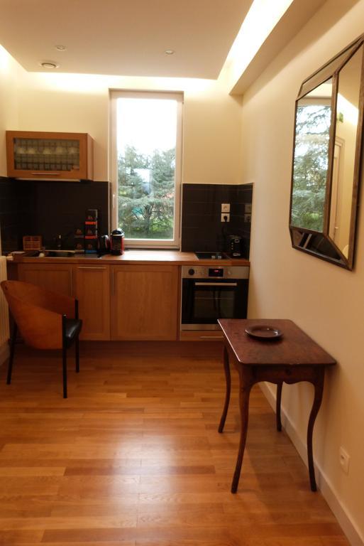 La Maison De Roussille Acomodação com café da manhã Francheville  Exterior foto