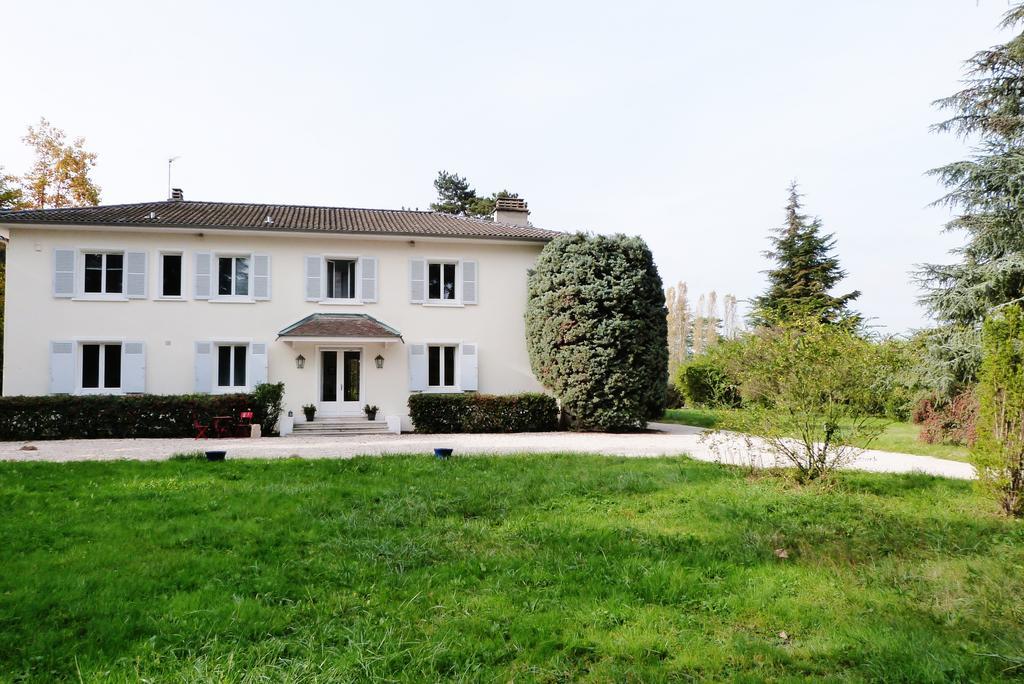 La Maison De Roussille Acomodação com café da manhã Francheville  Exterior foto